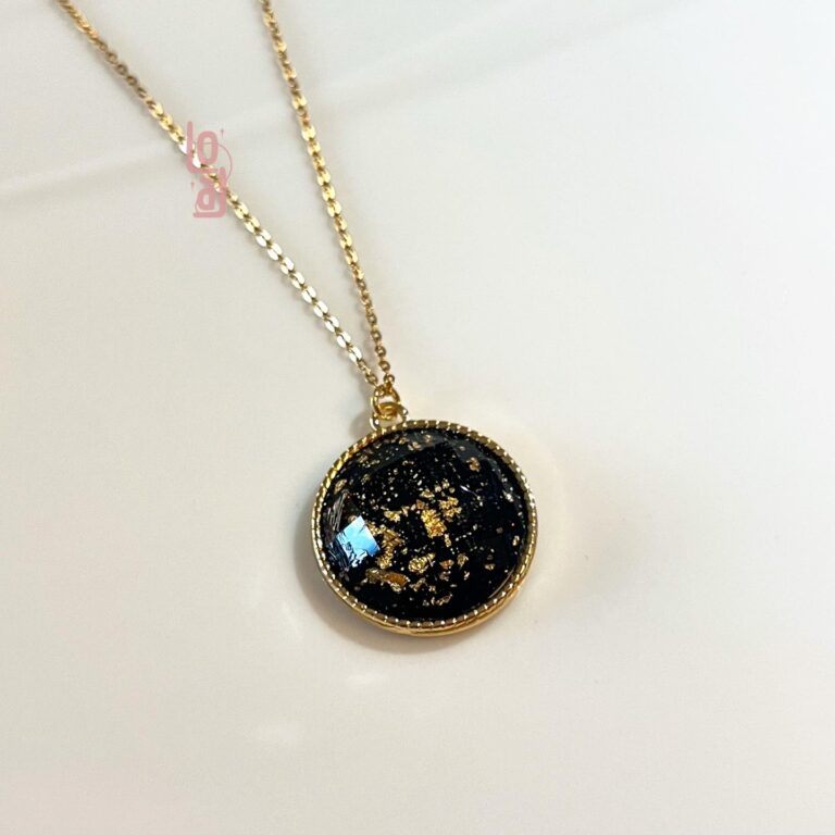 Crystal Black Necklace | Gold Plated